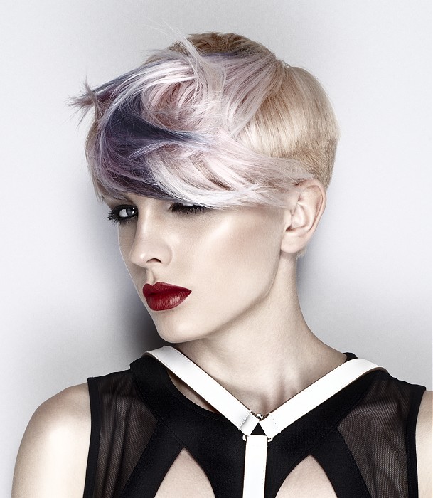 Anna Eshwood Short Blonde Hairstyles